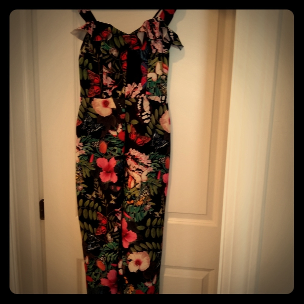 Brand. new  never wear. Size 8 but run sm